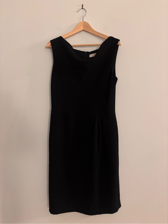 LOFT Dresses & Skirts - LOFT Black Sleeveless Midi Sheath Dress